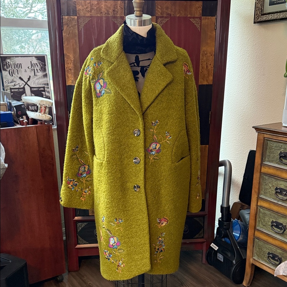 Sundance Olive Embroidered Teddy Jacket